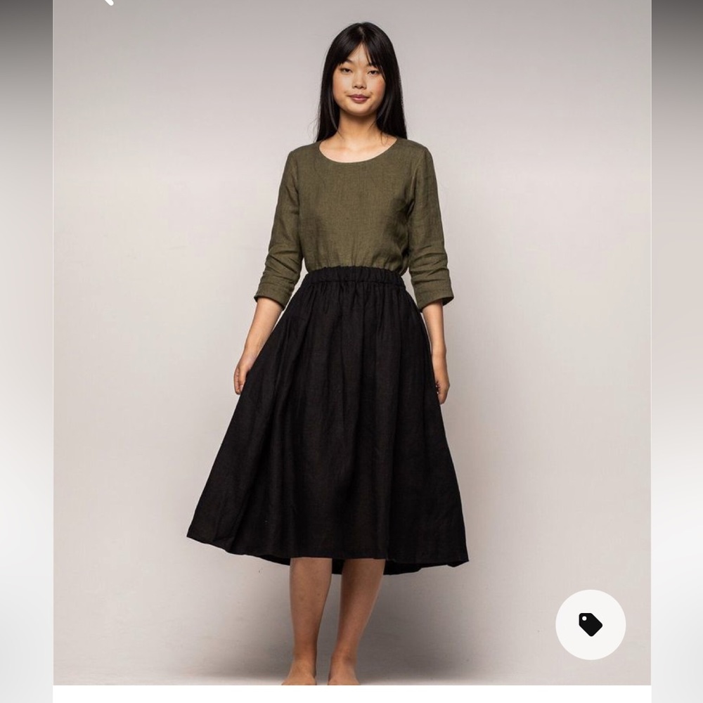 Pyne & Smith Clothiers black linen skirt with pockets